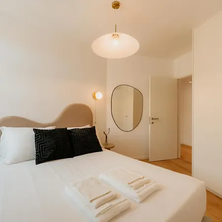 Mary Pink - No 2a - Gorgeous Two-bedroom Appartement