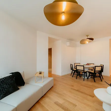 Apartment Mary Pink - No 2a - Gorgeous Two-bedroom Lisbon