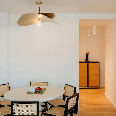 Mary Pink - No 2a - Gorgeous Two-bedroom