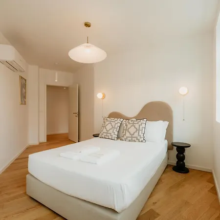 Mary Pink - No 2a - Gorgeous Two-bedroom